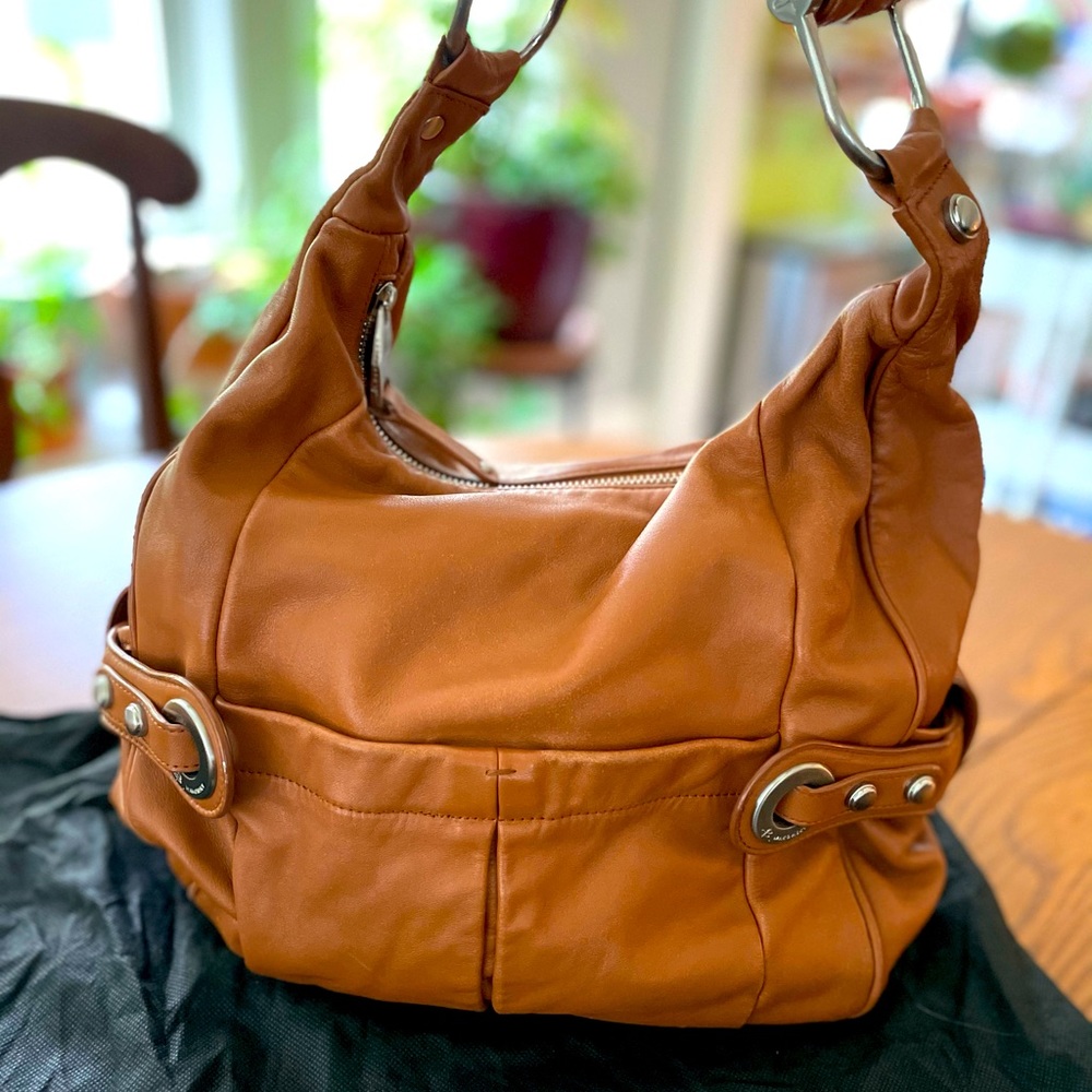 b. makowsky brown leather shoulder bag